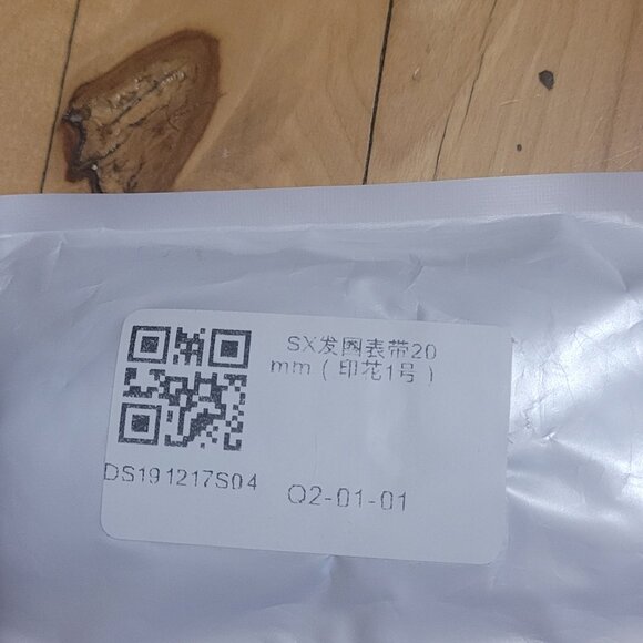 A white, grey and black Smartwatch wristband / watch strap - 20 mm / small - Picture 2 of 3